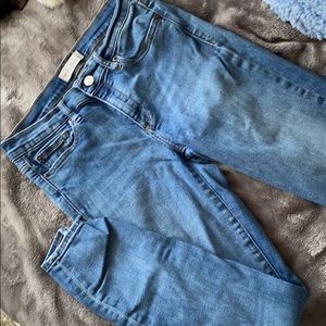 Gap true skinny jeans